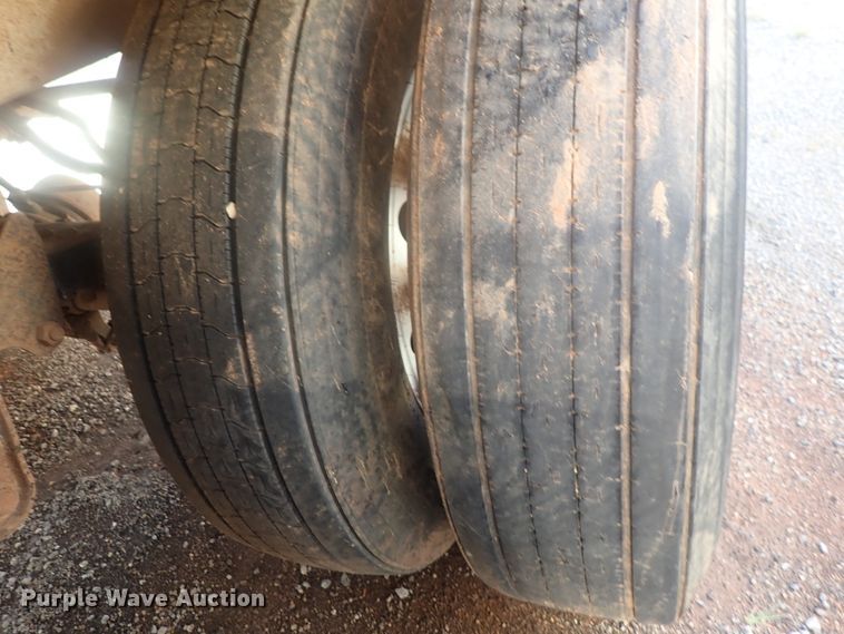 image for item DC1462 2002 Guthrie Wilkens GWFT50 walking floor trailer