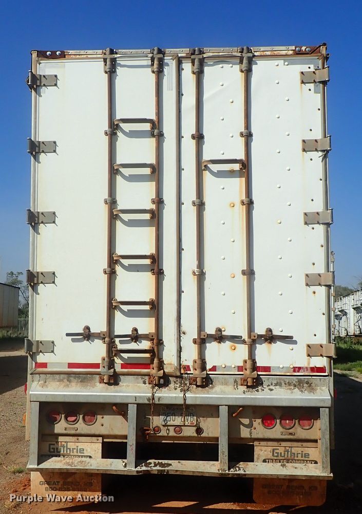 image for item DC1463 2002 Guthrie Wilkens GWFT50 walking floor trailer