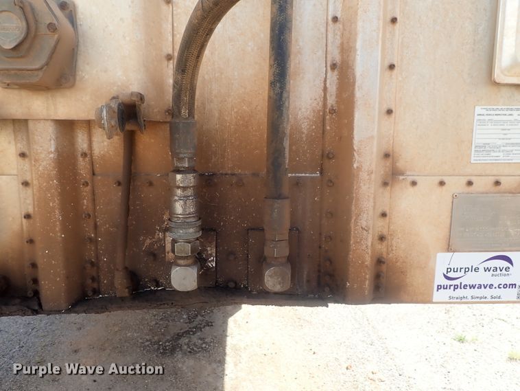 image for item DC1463 2002 Guthrie Wilkens GWFT50 walking floor trailer