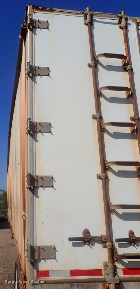 image for item DC1463 2002 Guthrie Wilkens GWFT50 walking floor trailer