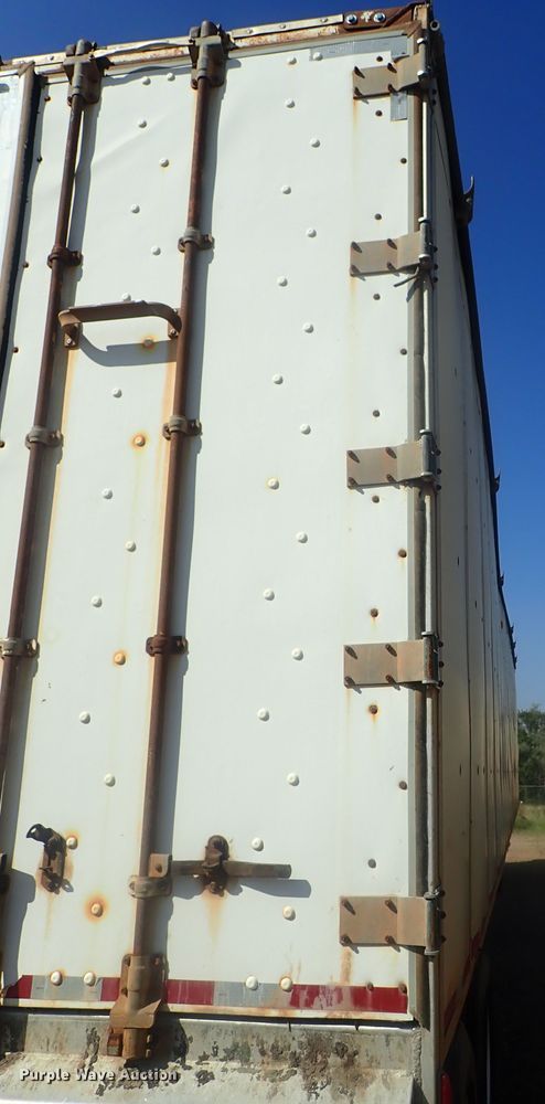 image for item DC1463 2002 Guthrie Wilkens GWFT50 walking floor trailer