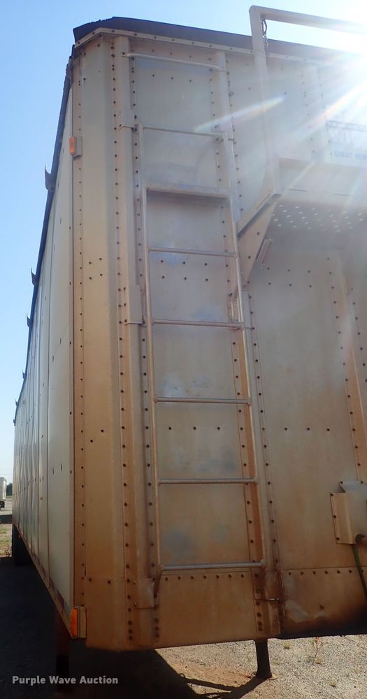 image for item DC1463 2002 Guthrie Wilkens GWFT50 walking floor trailer