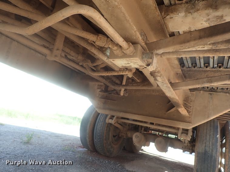 image for item DC1463 2002 Guthrie Wilkens GWFT50 walking floor trailer