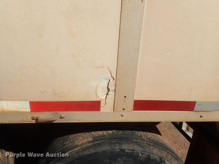 image for item DC1463 2002 Guthrie Wilkens GWFT50 walking floor trailer