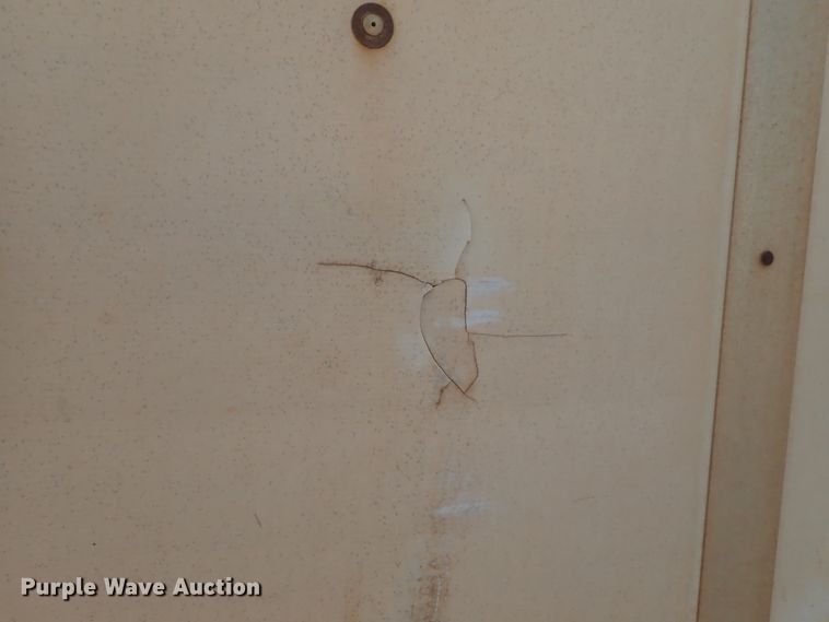 image for item DC1463 2002 Guthrie Wilkens GWFT50 walking floor trailer