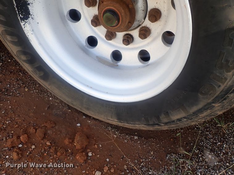 image for item DC1463 2002 Guthrie Wilkens GWFT50 walking floor trailer