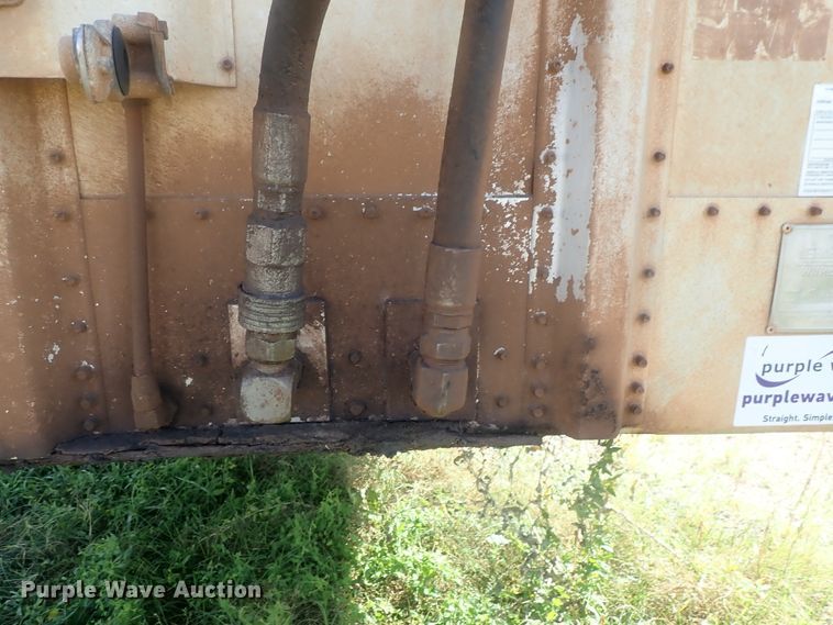 image for item DC1464 2002 Guthrie Wilkens GWFT50 walking floor trailer