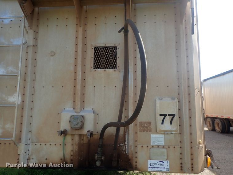 image for item DC1464 2002 Guthrie Wilkens GWFT50 walking floor trailer