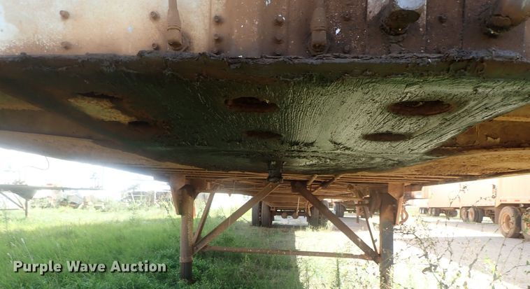 image for item DC1464 2002 Guthrie Wilkens GWFT50 walking floor trailer