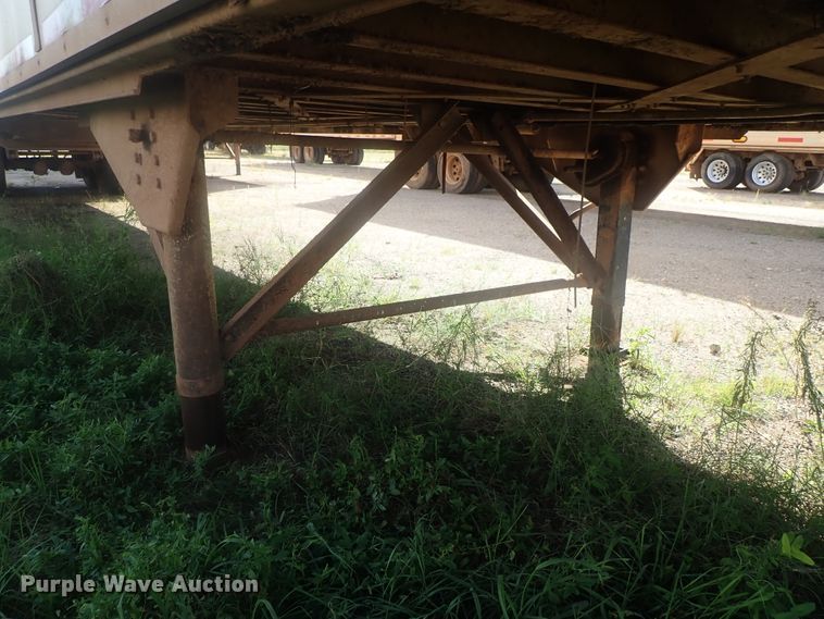 image for item DC1464 2002 Guthrie Wilkens GWFT50 walking floor trailer