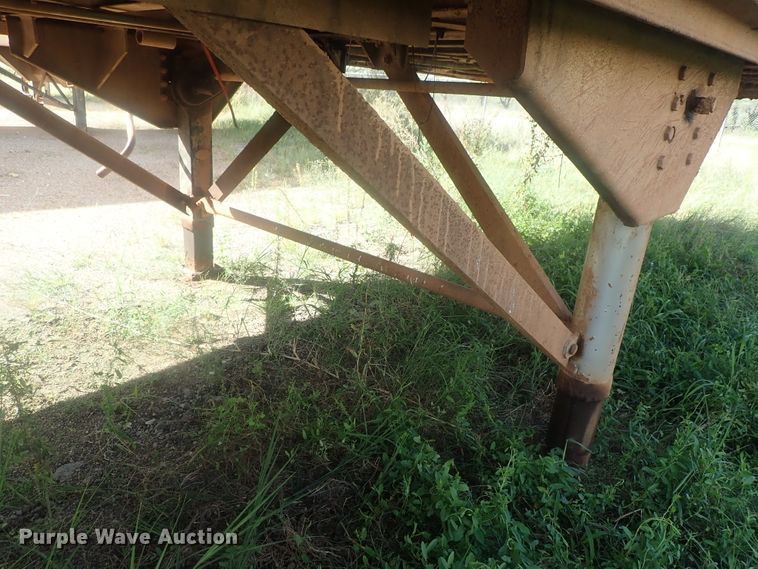 image for item DC1464 2002 Guthrie Wilkens GWFT50 walking floor trailer