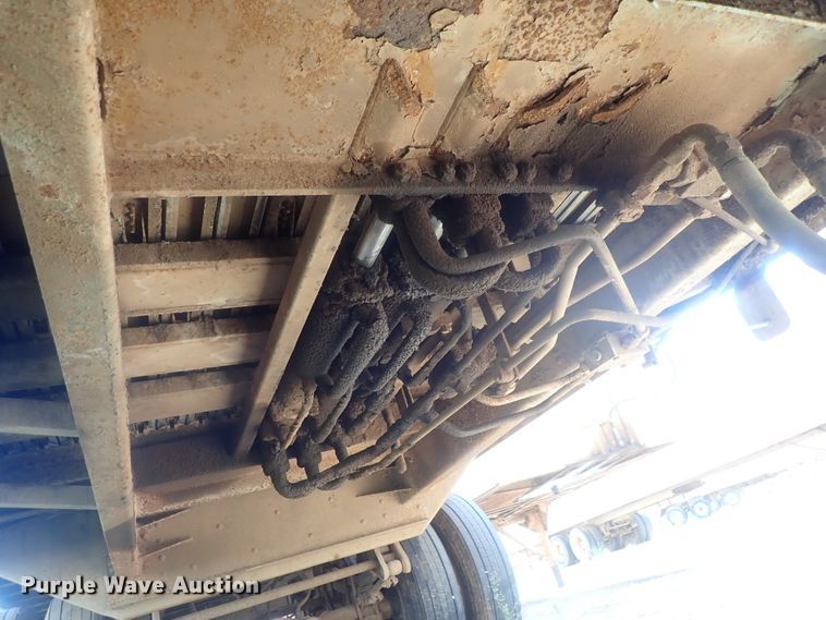 image for item DC1464 2002 Guthrie Wilkens GWFT50 walking floor trailer