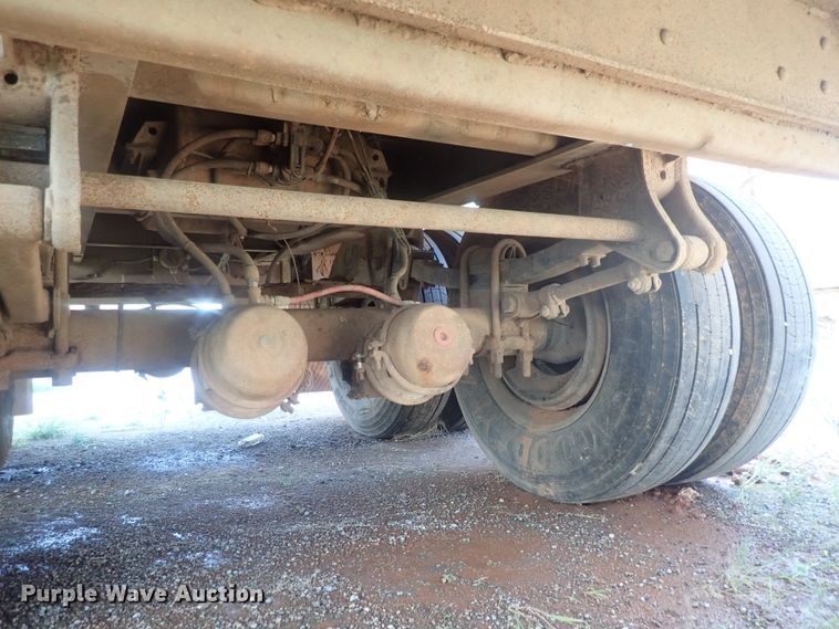 image for item DC1464 2002 Guthrie Wilkens GWFT50 walking floor trailer