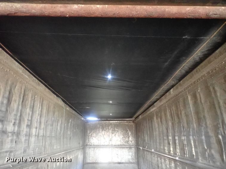 image for item DC1464 2002 Guthrie Wilkens GWFT50 walking floor trailer