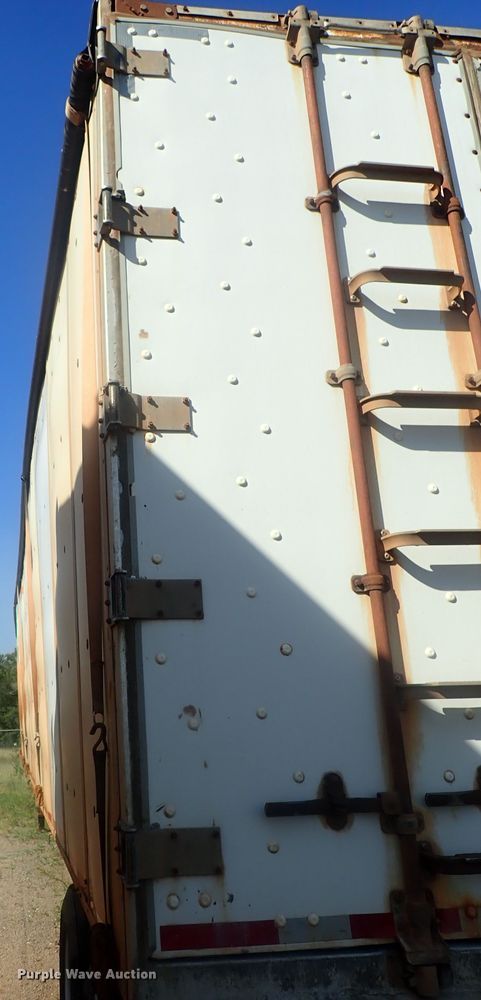 image for item DC1464 2002 Guthrie Wilkens GWFT50 walking floor trailer