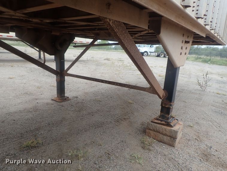 image for item DC1465 2002 Guthrie Wilkens GWFT50 walking floor trailer