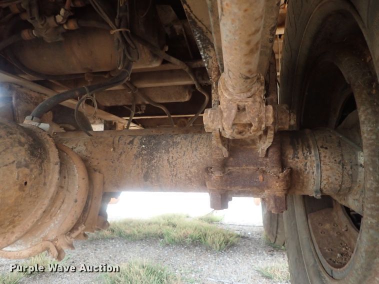 image for item DC1465 2002 Guthrie Wilkens GWFT50 walking floor trailer