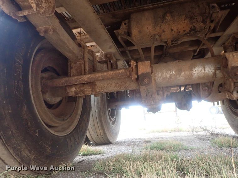 image for item DC1465 2002 Guthrie Wilkens GWFT50 walking floor trailer