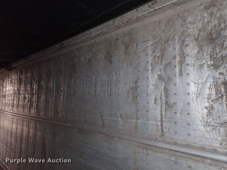 image for item DC1465 2002 Guthrie Wilkens GWFT50 walking floor trailer