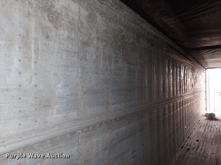 image for item DC1465 2002 Guthrie Wilkens GWFT50 walking floor trailer