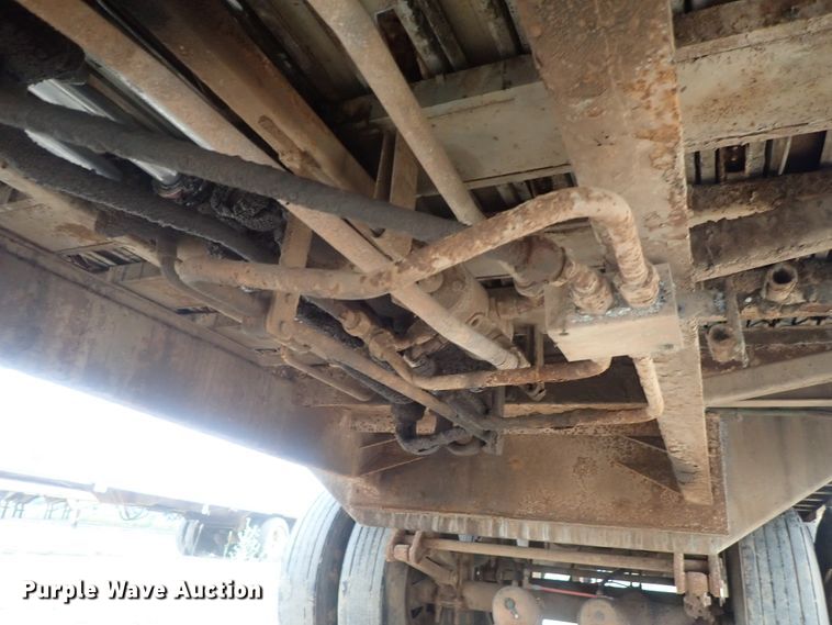 image for item DC1465 2002 Guthrie Wilkens GWFT50 walking floor trailer