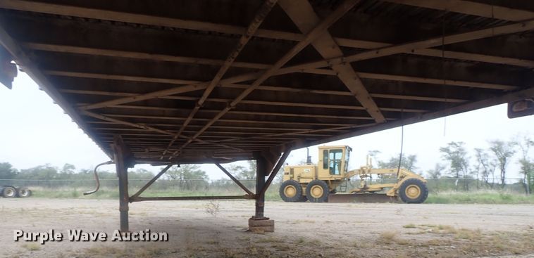 image for item DC1465 2002 Guthrie Wilkens GWFT50 walking floor trailer