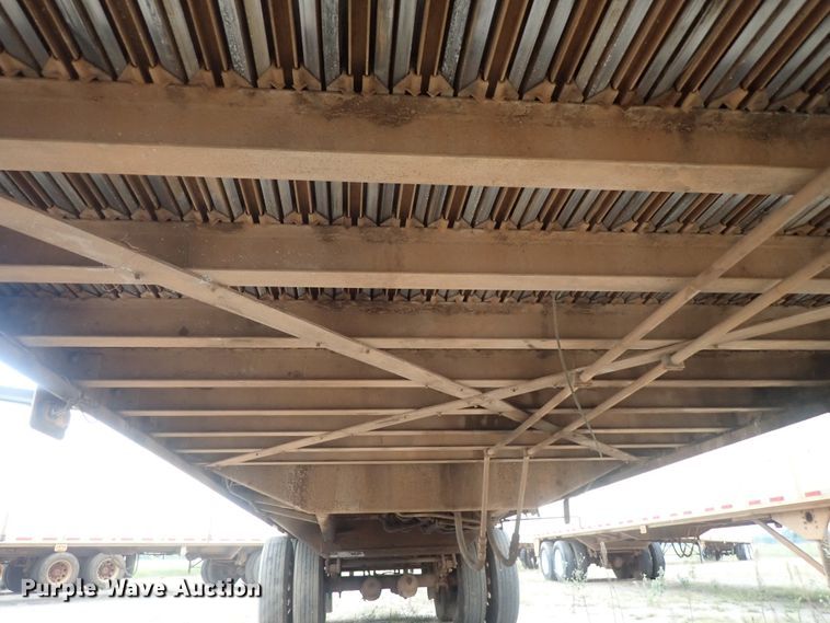 image for item DC1466 2002 Guthrie Wilkens GWFT50 walking floor trailer