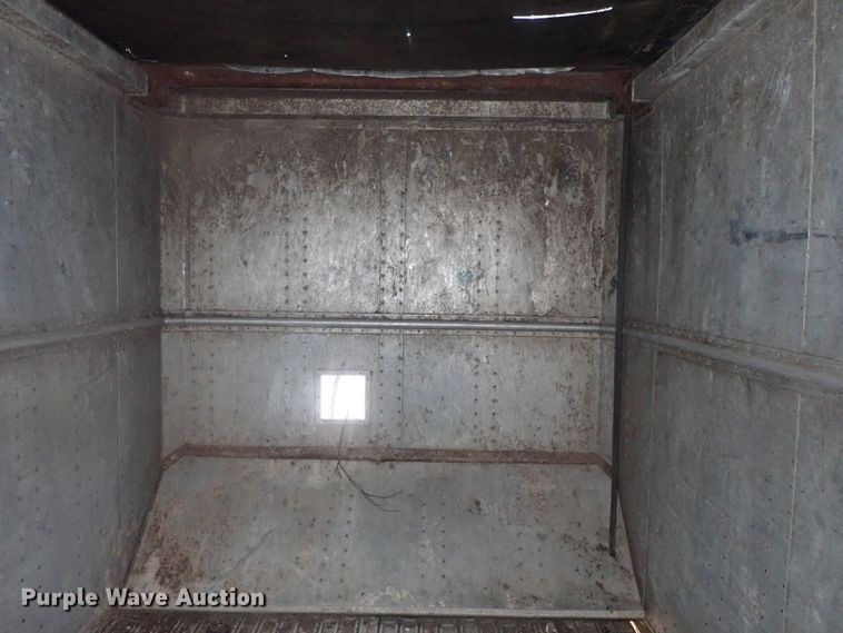 image for item DC1466 2002 Guthrie Wilkens GWFT50 walking floor trailer