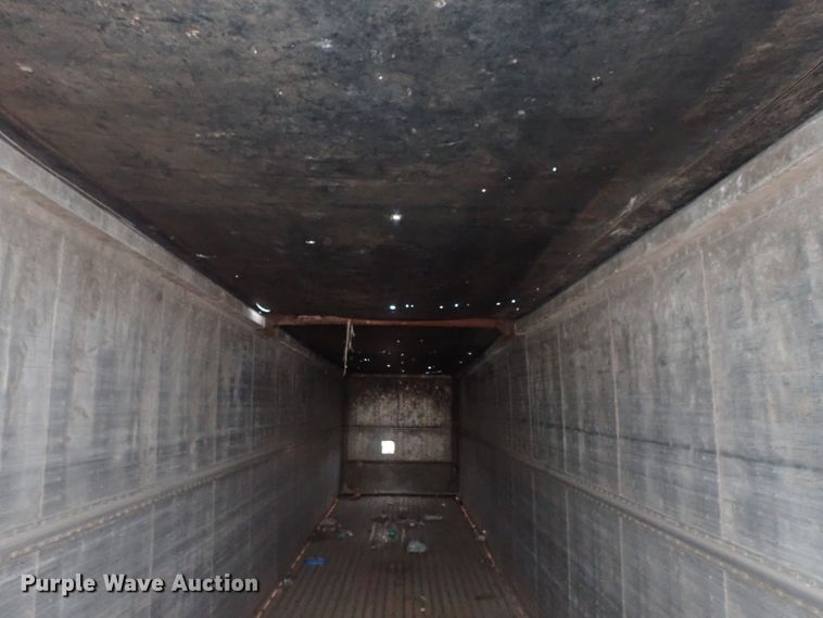 image for item DC1466 2002 Guthrie Wilkens GWFT50 walking floor trailer