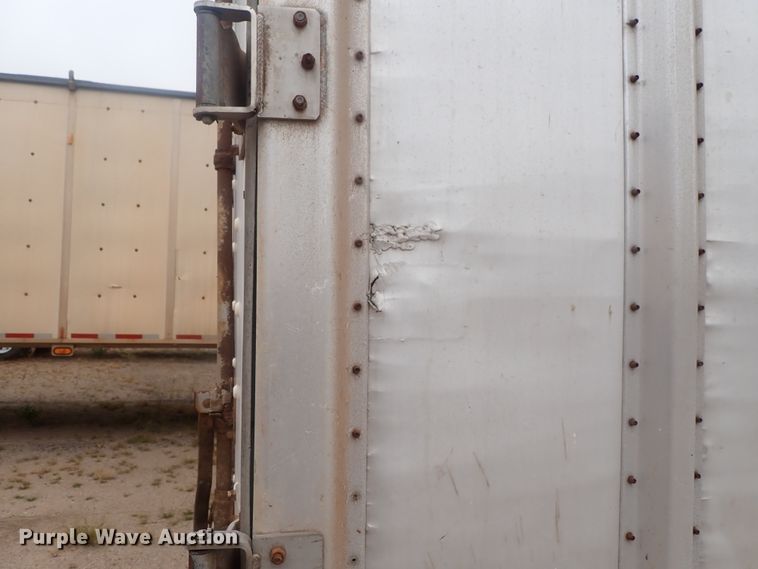 image for item DC1466 2002 Guthrie Wilkens GWFT50 walking floor trailer