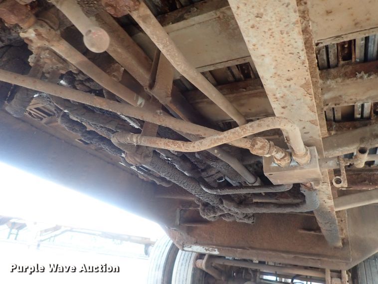 image for item DC1466 2002 Guthrie Wilkens GWFT50 walking floor trailer