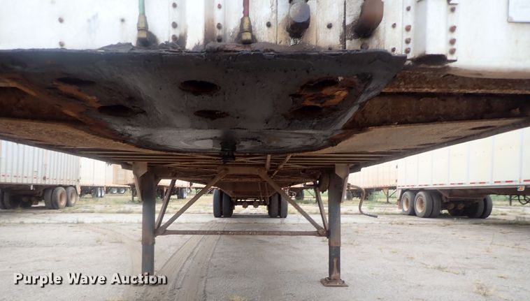 image for item DC1467 2002 Guthrie Wilkens GWFT50 walking floor trailer