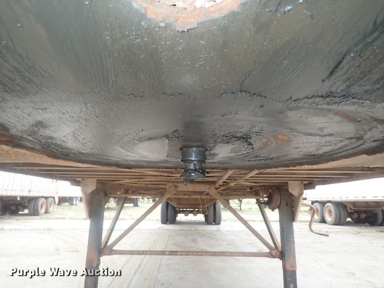 image for item DC1467 2002 Guthrie Wilkens GWFT50 walking floor trailer