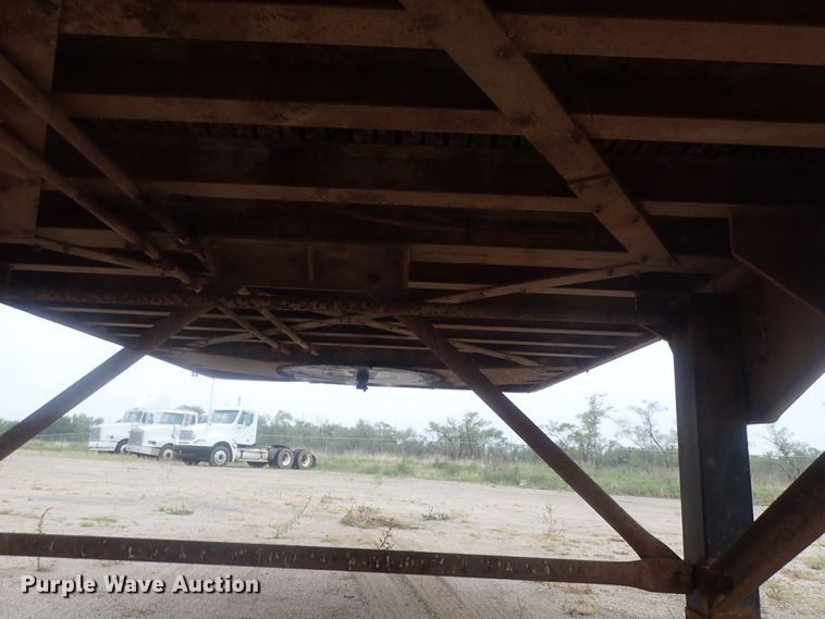 image for item DC1467 2002 Guthrie Wilkens GWFT50 walking floor trailer