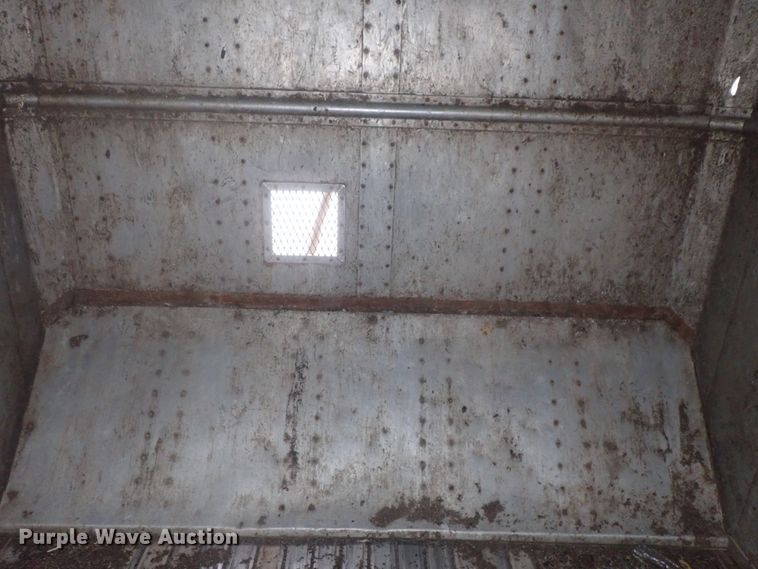 image for item DC1467 2002 Guthrie Wilkens GWFT50 walking floor trailer