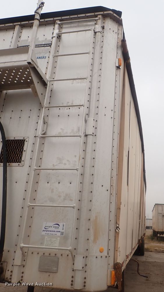 image for item DC1467 2002 Guthrie Wilkens GWFT50 walking floor trailer