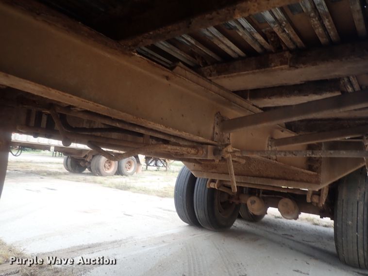 image for item DC1467 2002 Guthrie Wilkens GWFT50 walking floor trailer