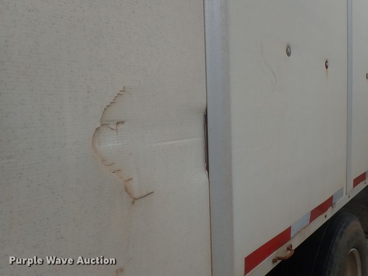 image for item DC1467 2002 Guthrie Wilkens GWFT50 walking floor trailer