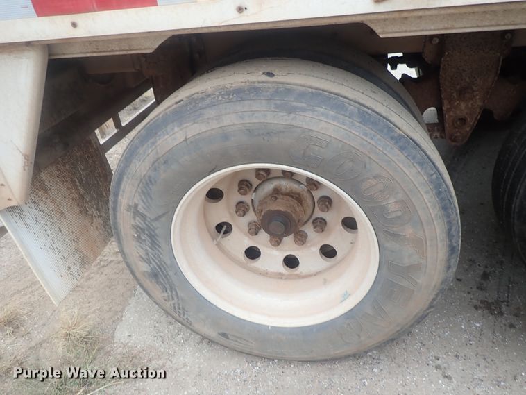 image for item DC1467 2002 Guthrie Wilkens GWFT50 walking floor trailer