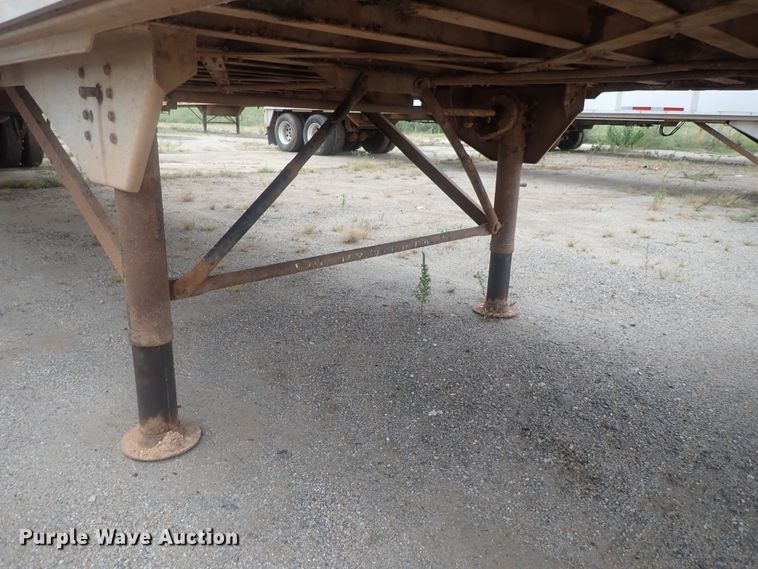 image for item DC1468 2002 Guthrie Wilkens GWFT50 walking floor trailer