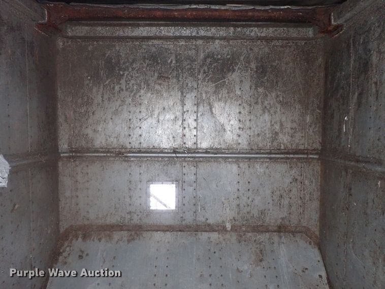 image for item DC1468 2002 Guthrie Wilkens GWFT50 walking floor trailer