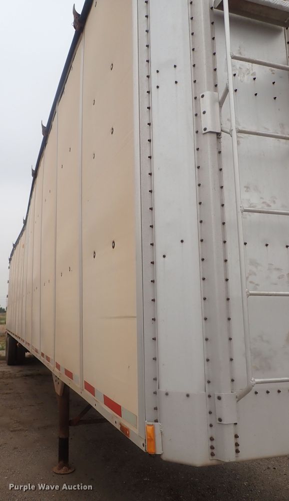 image for item DC1468 2002 Guthrie Wilkens GWFT50 walking floor trailer