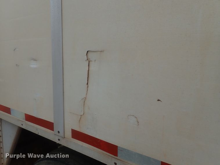 image for item DC1468 2002 Guthrie Wilkens GWFT50 walking floor trailer