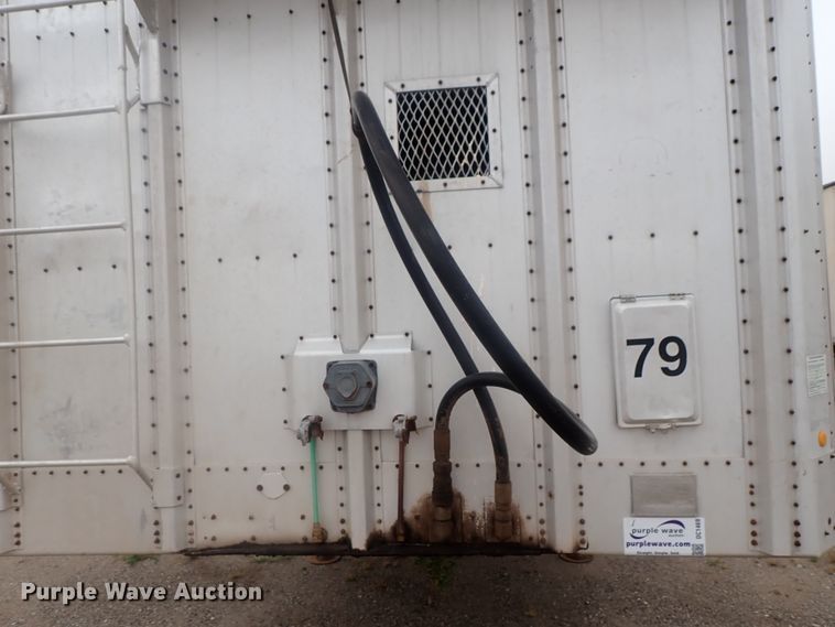 image for item DC1469 2002 Guthrie Wilkens GWFT50 walking floor trailer