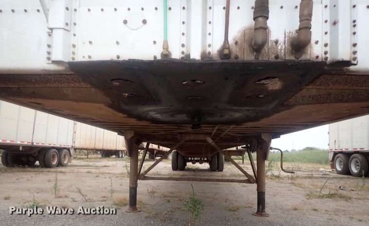 image for item DC1469 2002 Guthrie Wilkens GWFT50 walking floor trailer