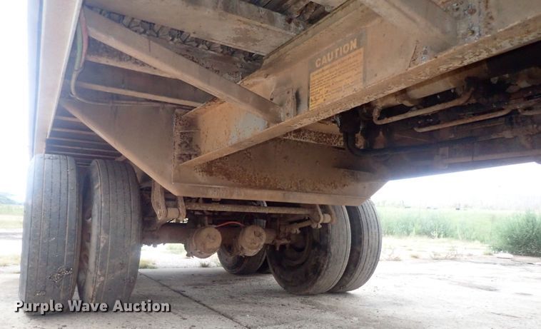 image for item DC1469 2002 Guthrie Wilkens GWFT50 walking floor trailer