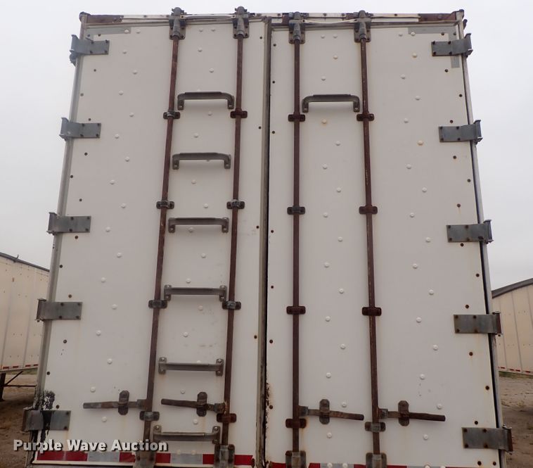 image for item DC1469 2002 Guthrie Wilkens GWFT50 walking floor trailer