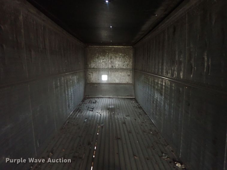 image for item DC1469 2002 Guthrie Wilkens GWFT50 walking floor trailer