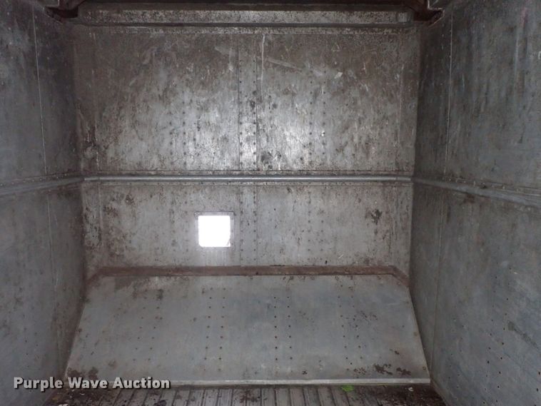 image for item DC1469 2002 Guthrie Wilkens GWFT50 walking floor trailer