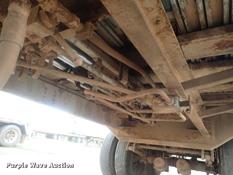 image for item DC1469 2002 Guthrie Wilkens GWFT50 walking floor trailer